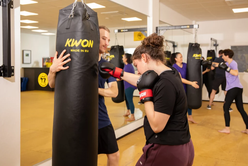 Wir sind deine Selbstverteidigungsschule für Buchloe, Kaufbeuren und Landsberg am Lech und Umgebung.